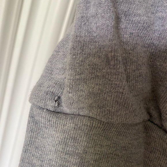 Levi’s Hoodie - Picture 3 of 4